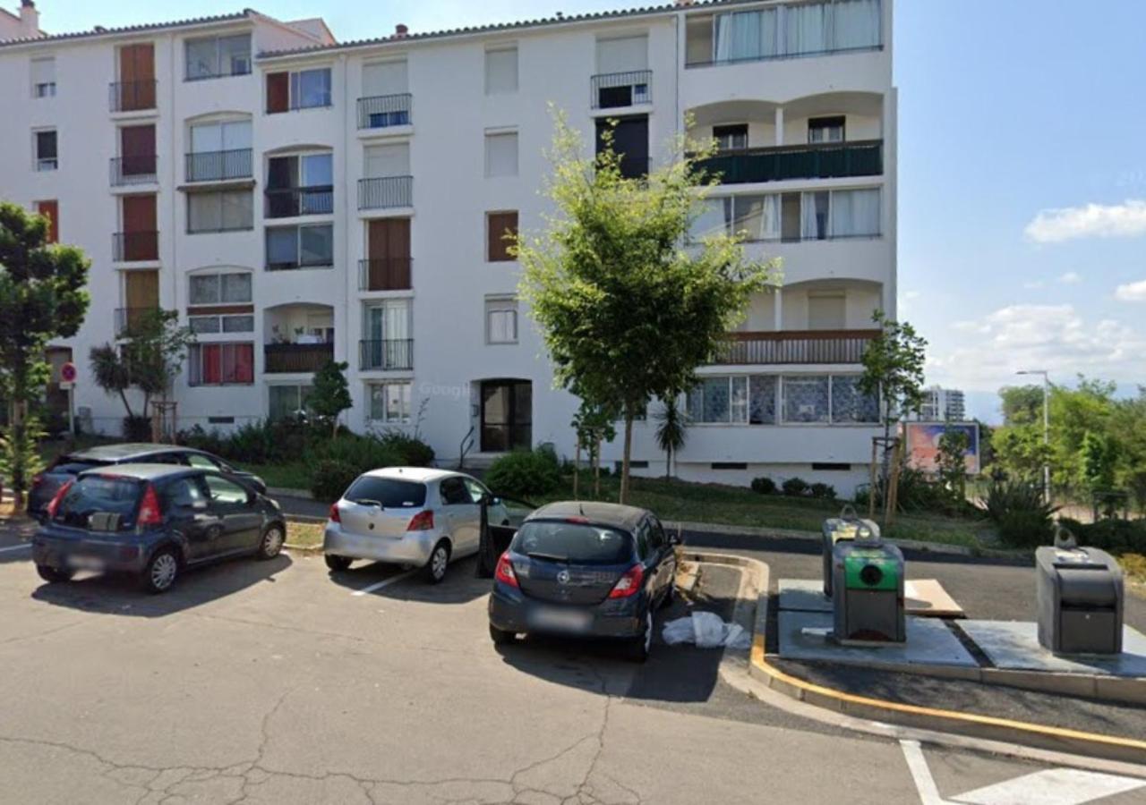 Escapade Montesquieu Apartment แปร์ปินญอง ภายนอก รูปภาพ