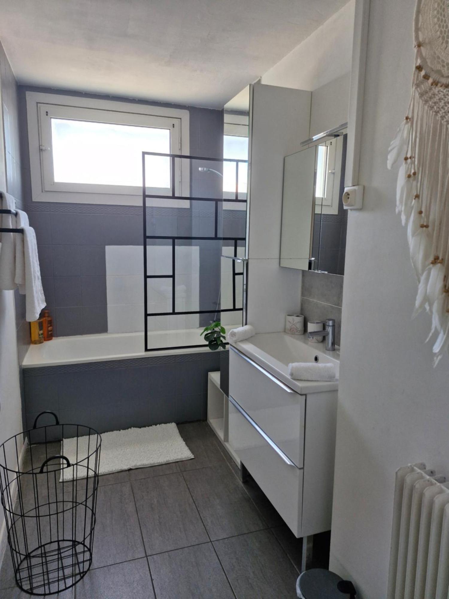 Escapade Montesquieu Apartment แปร์ปินญอง ภายนอก รูปภาพ