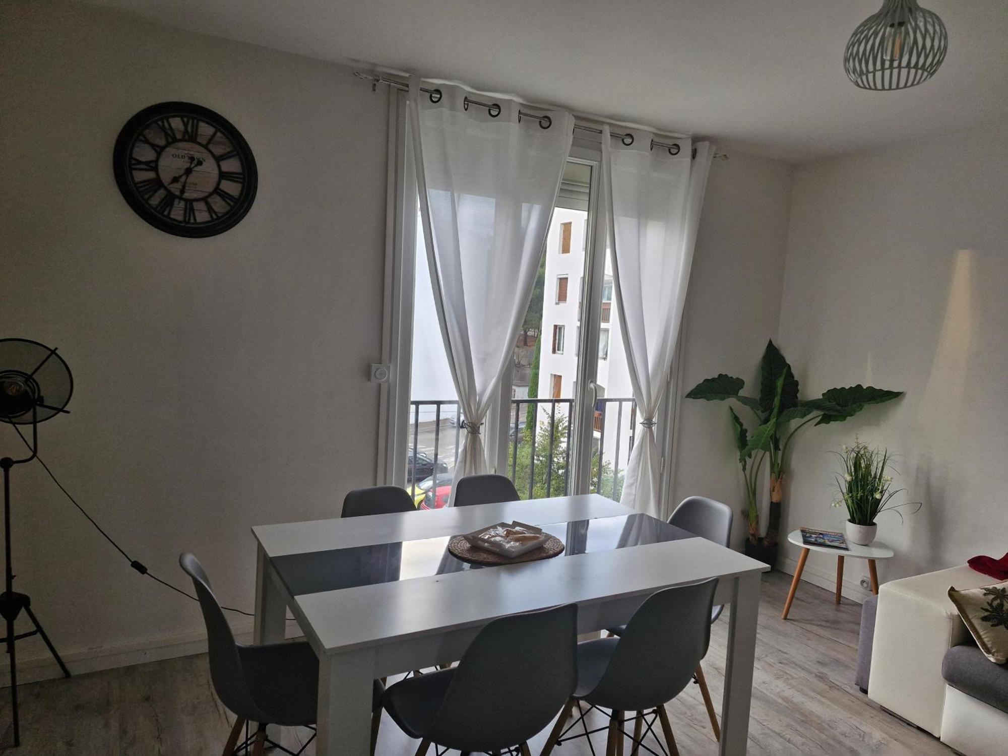 Escapade Montesquieu Apartment แปร์ปินญอง ภายนอก รูปภาพ